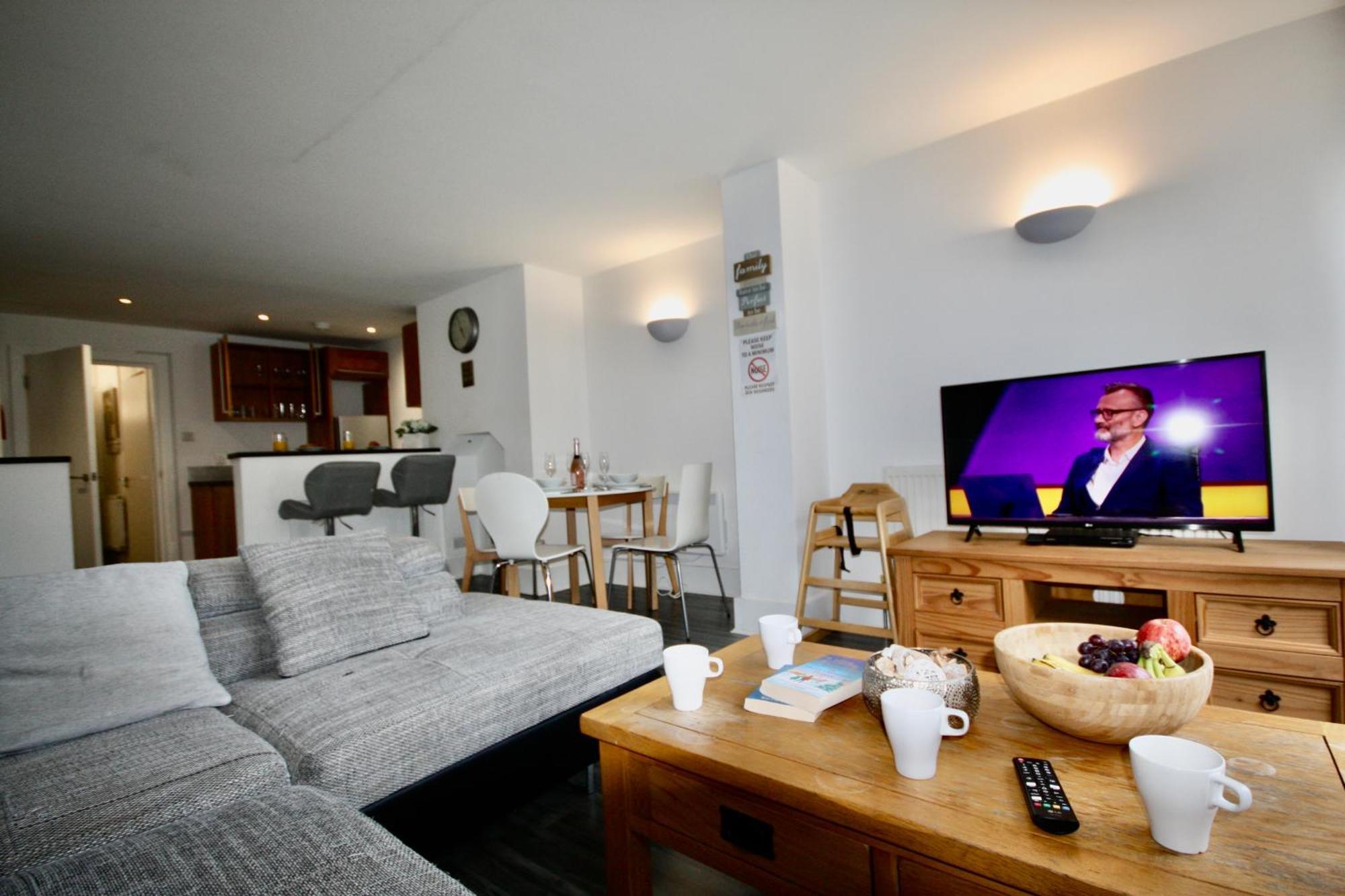 Bournemouth Hot Tub&Sauna Holiday Let Exterior foto