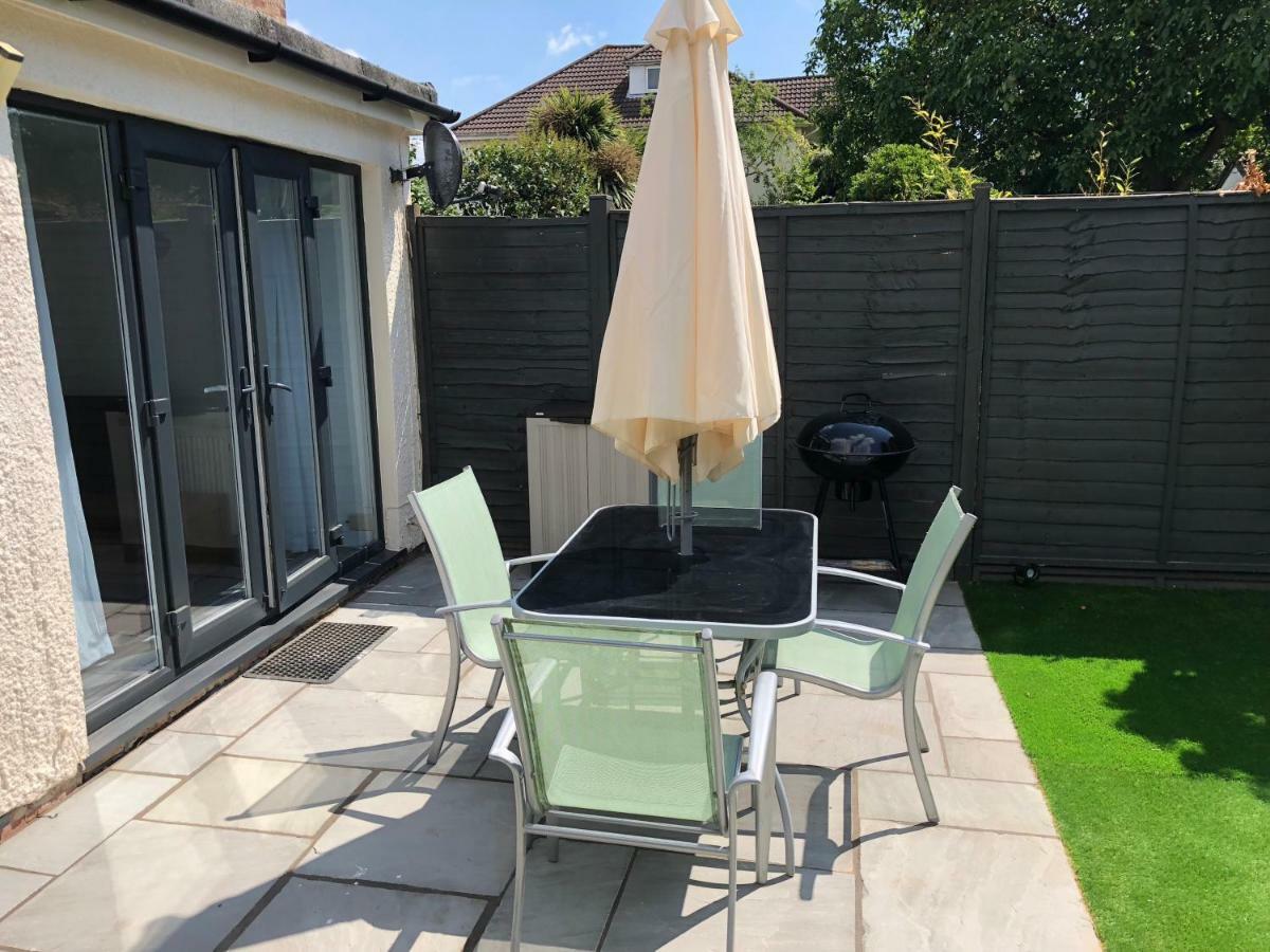 Bournemouth Hot Tub&Sauna Holiday Let Exterior foto